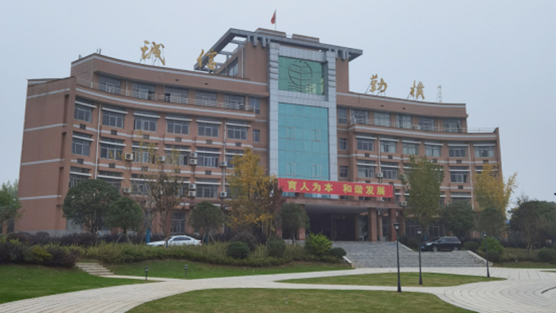 �������ʹ���-׷�󿵽�,����һ������