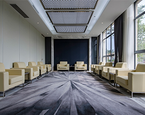 �������ʹ���-׷�󿵽�,����һ������