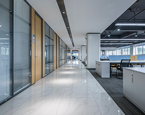 �������ʹ���-׷�󿵽�,����һ������