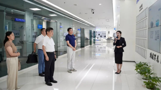 �������ʹ���-׷�󿵽�,����һ������