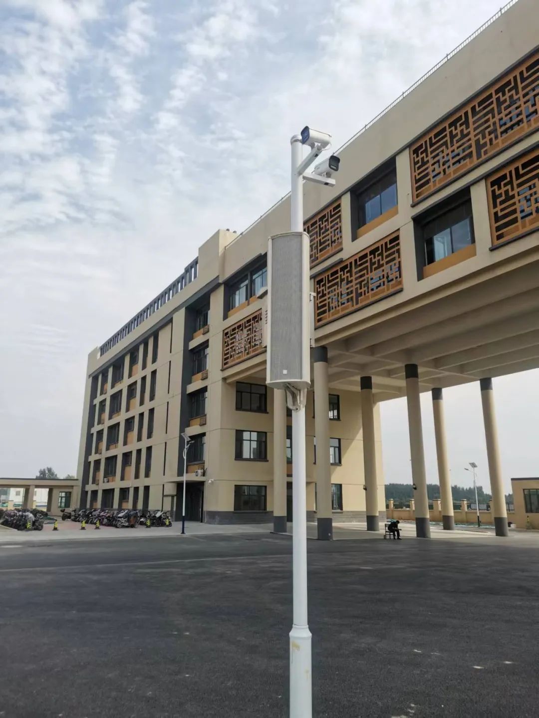 �������ʹ���-׷�󿵽�,����һ������