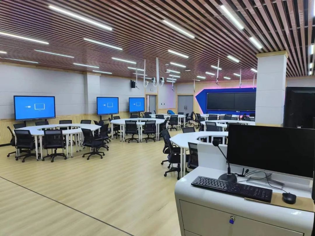 �������ʹ���-׷�󿵽�,����һ������