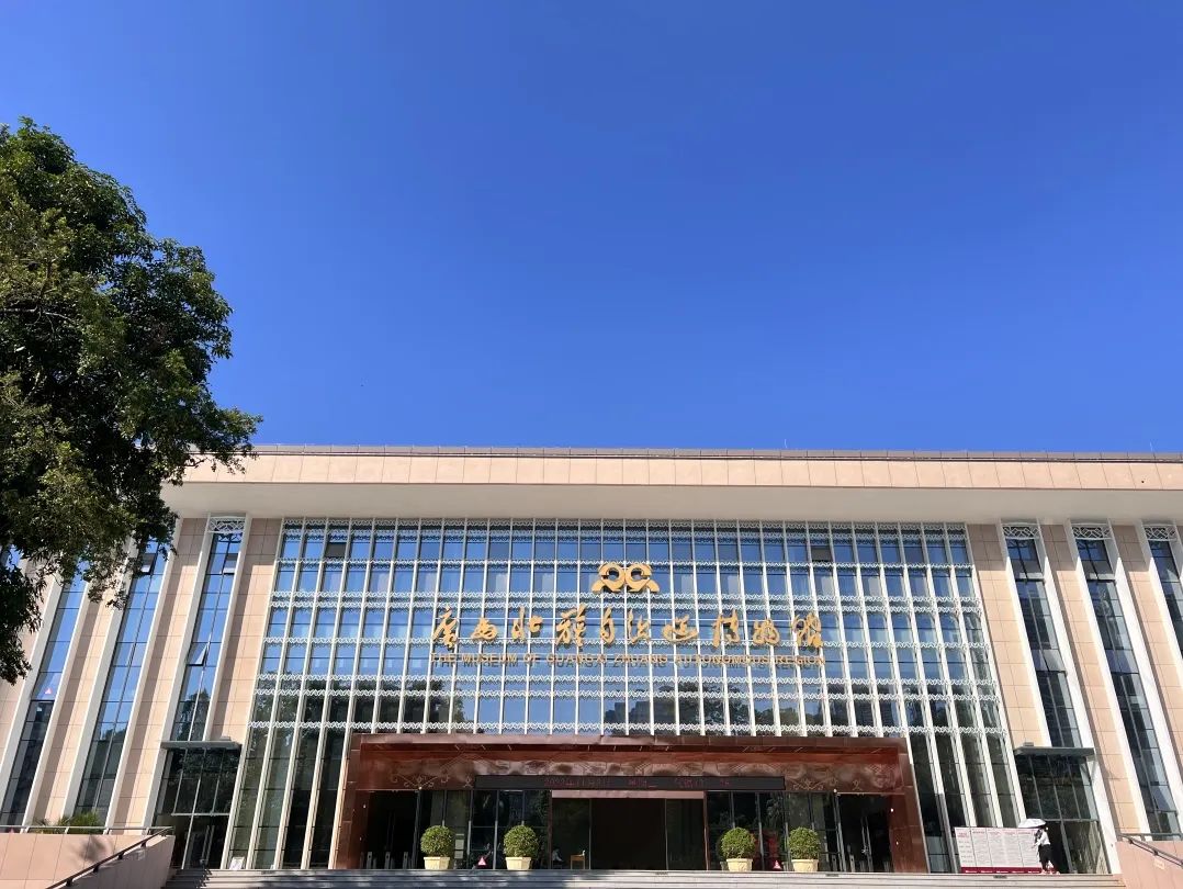 �������ʹ���-׷�󿵽�,����һ������