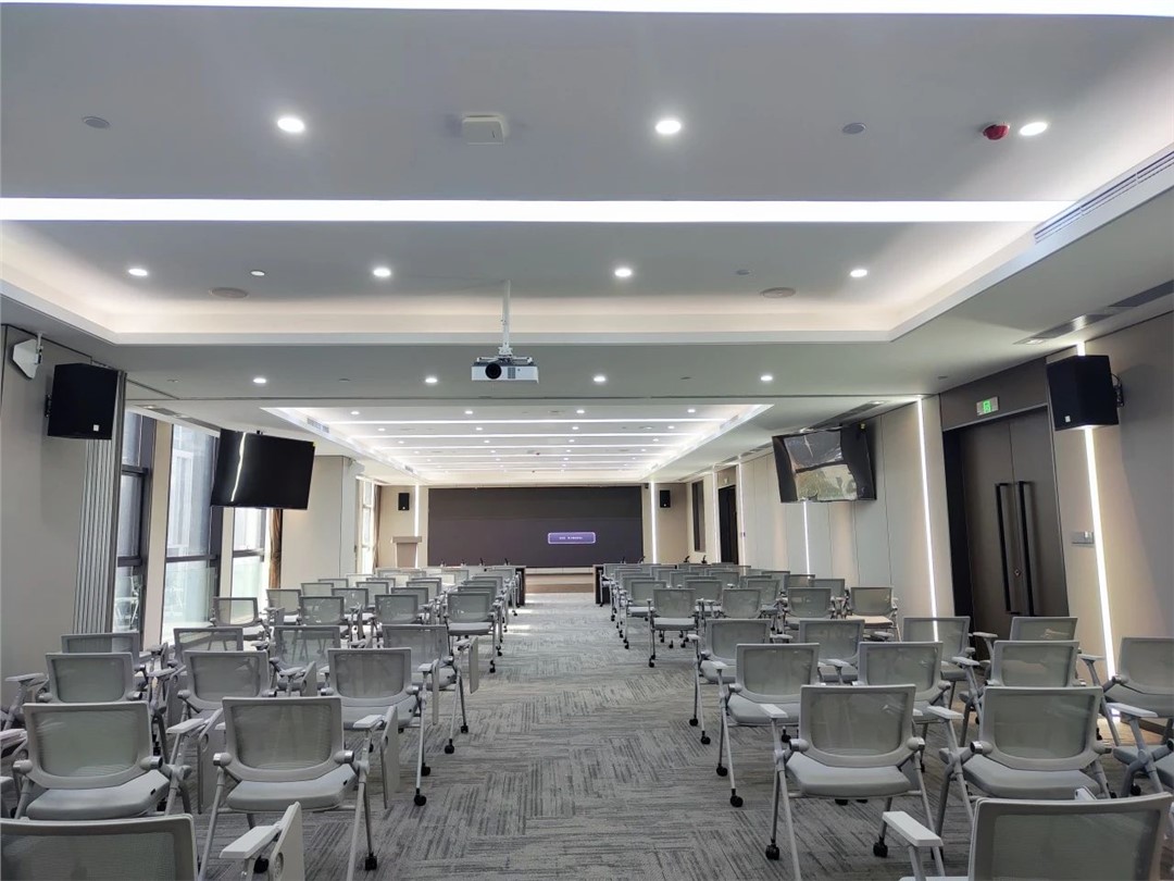 �������ʹ���-׷�󿵽�,����һ������