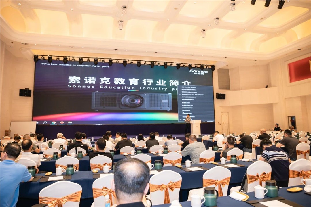 �������ʹ���-׷�󿵽�,����һ������