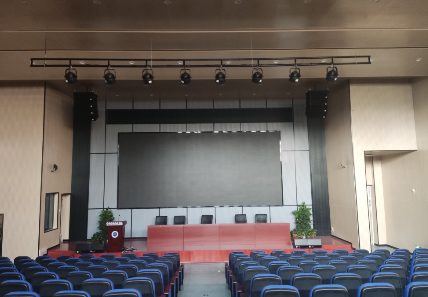 �������ʹ���-׷�󿵽�,����һ������