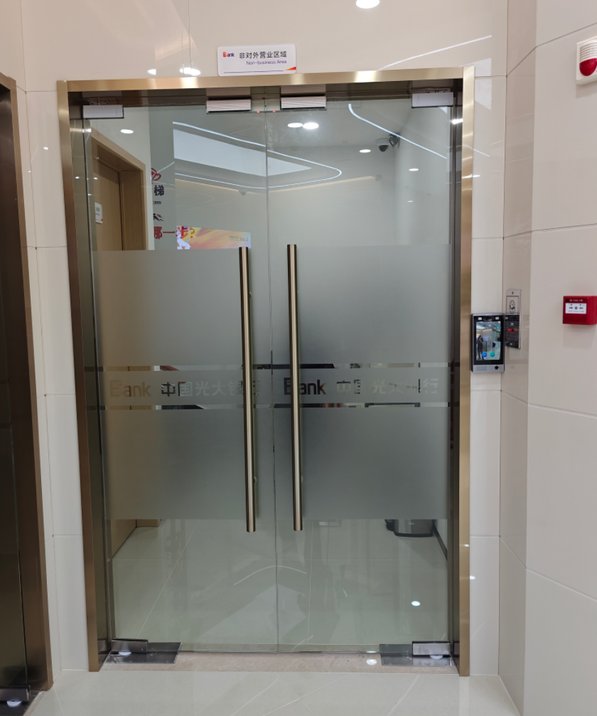 �������ʹ���-׷�󿵽�,����һ������