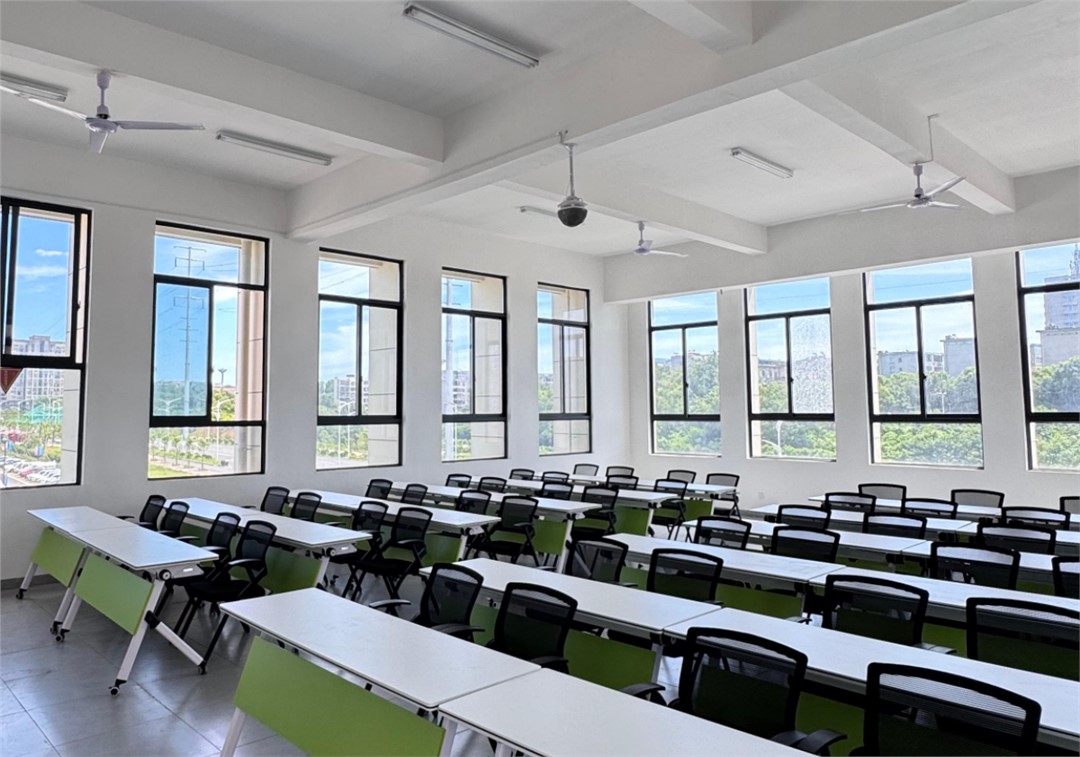 �������ʹ���-׷�󿵽�,����һ������