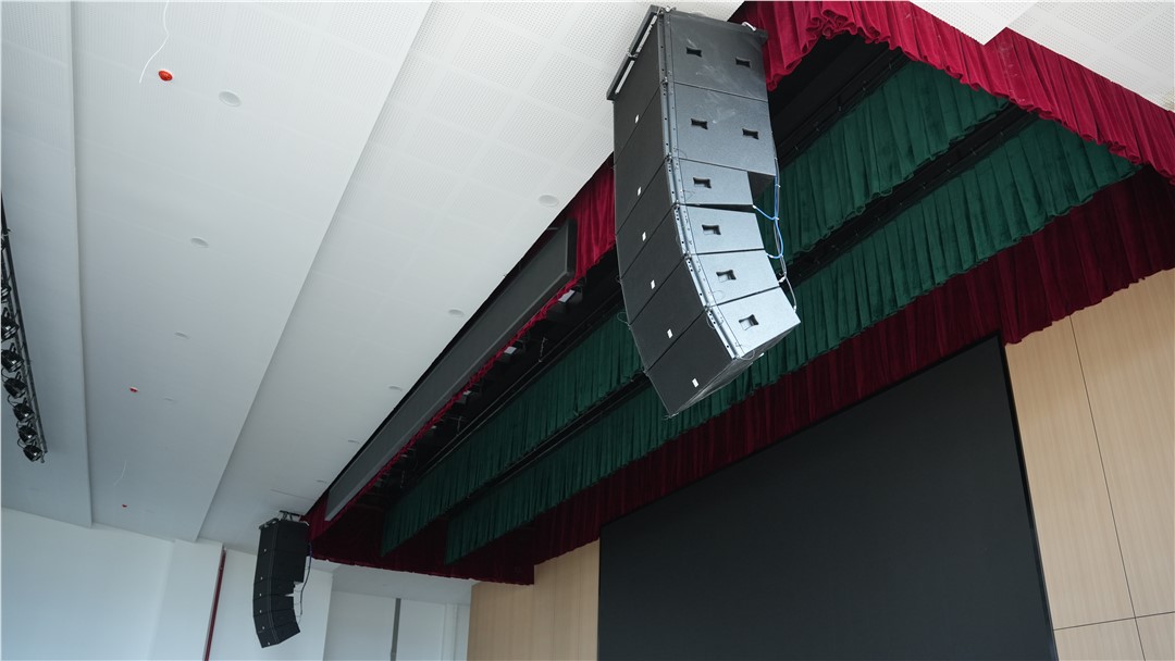 ����������ѡ�ͣ������С�������ϡ��롰�����������к�������������������