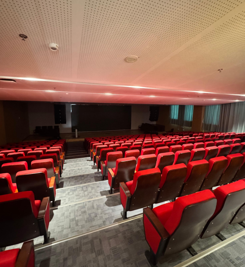 ����У԰���������������������޽硪��Сѧ��ӰԺ�����๦Ч����������ƻ�