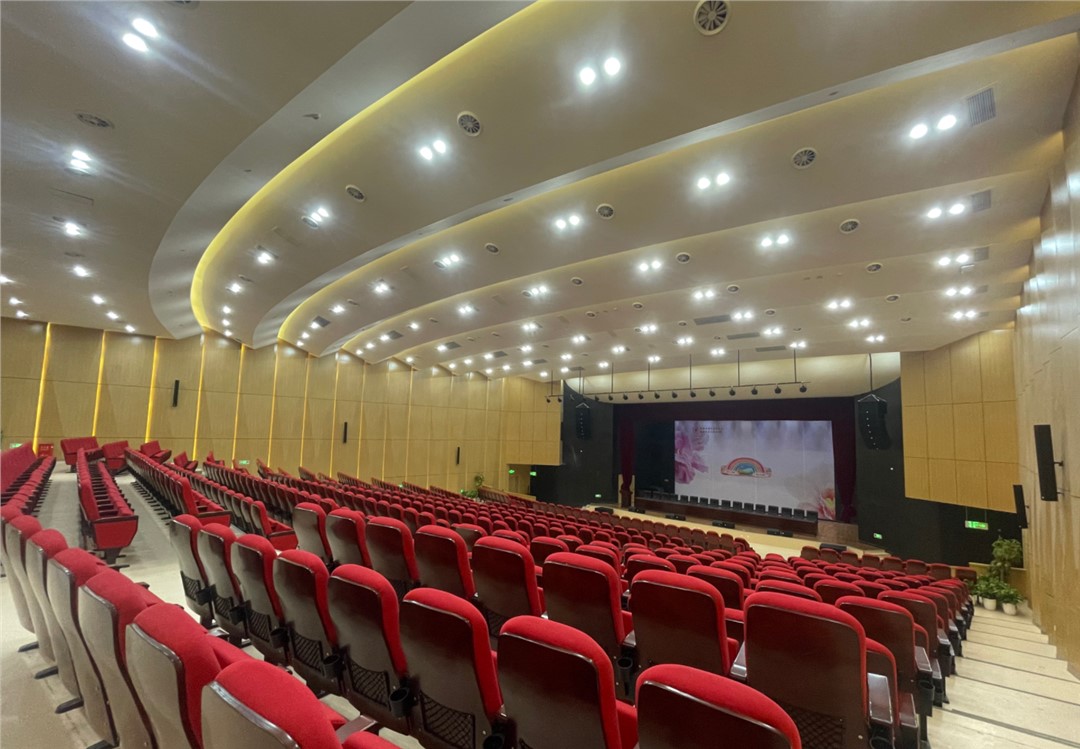 �������ʹ���-׷�󿵽�,����һ������