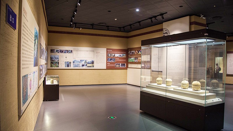 �����Ļ������-���ɶ������ʹ����㲥�Խ�ϵͳ